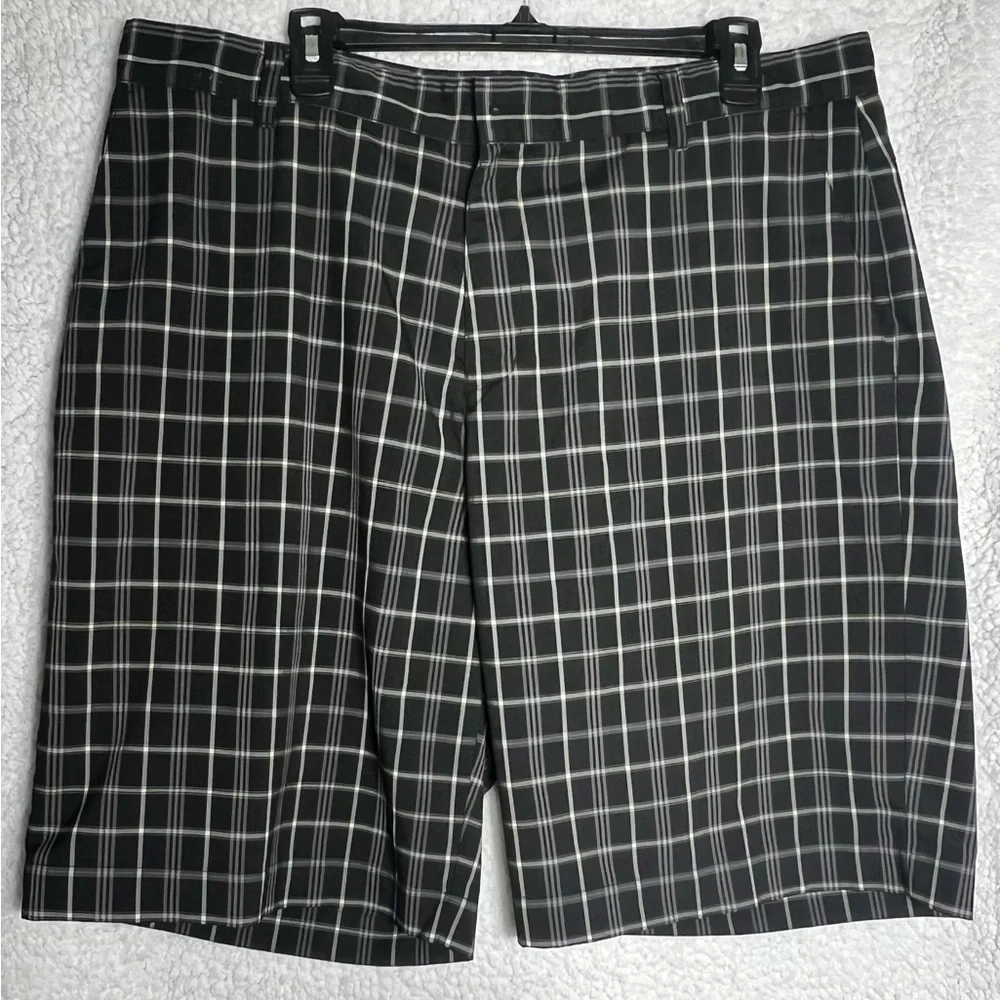 Adidas Golf Shorts Mens Size 38 Black Plaid Flat‎ Front Golf/Chino Shorts